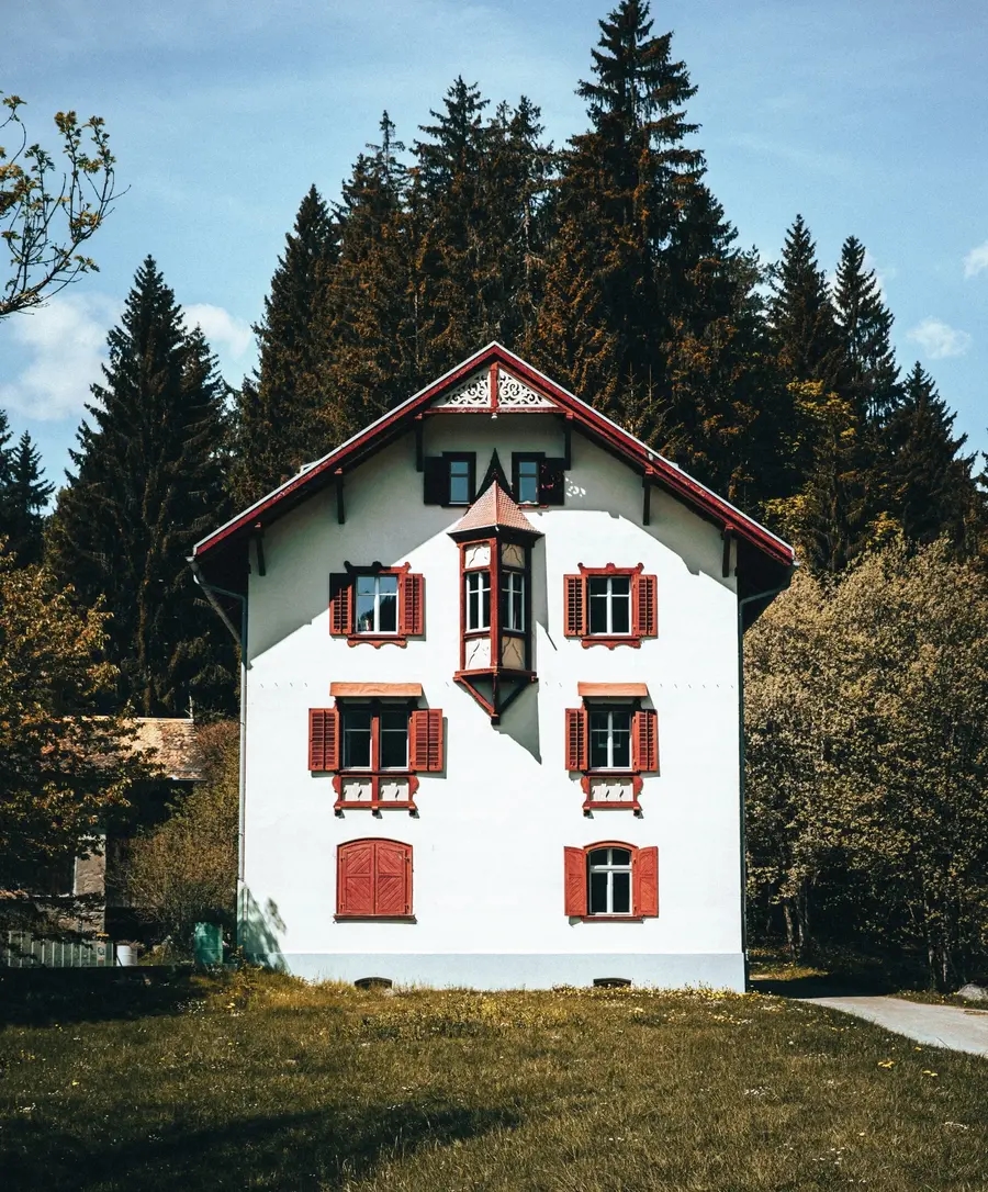 Stories of the walls